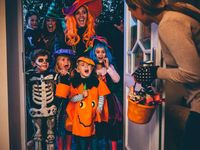 Halloween-children-trick-or-treat-costumes